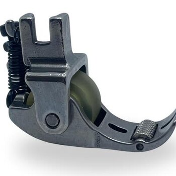 P351 154 1-2 YK CALCADOR DE RETA COM DOIS ROLETES P.U